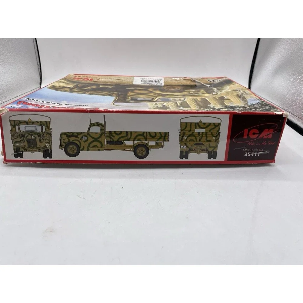 ICM 1:35 scale V3000S German Army Truck 1941 Production Model Kit